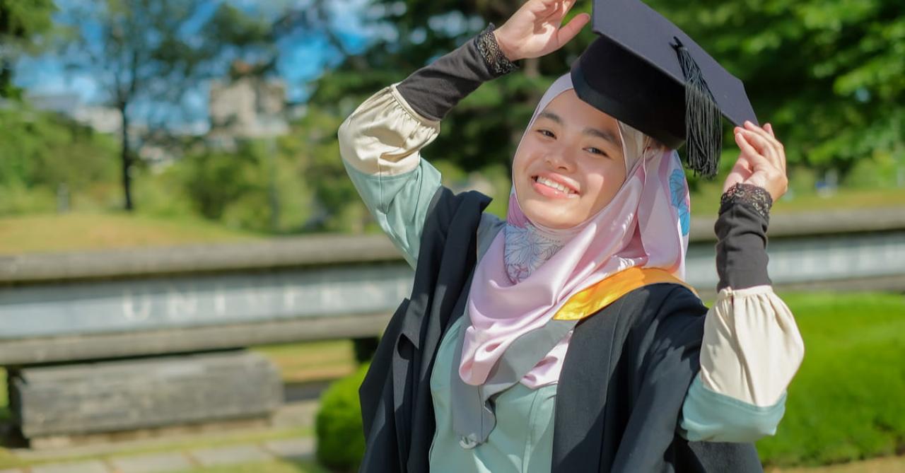 Strategi Persiapan Karir Bagi Fresh Graduate Agar Siap Bersaing Di Dunia Kerja Modern