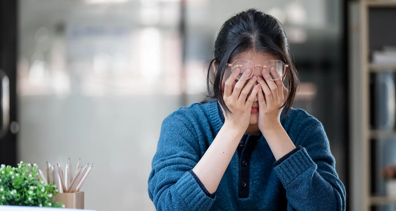 Mengapa Banyak Mahasiswa Kehilangan Arah? Krisis Identitas Di Tengah Tekanan Dunia Kampus