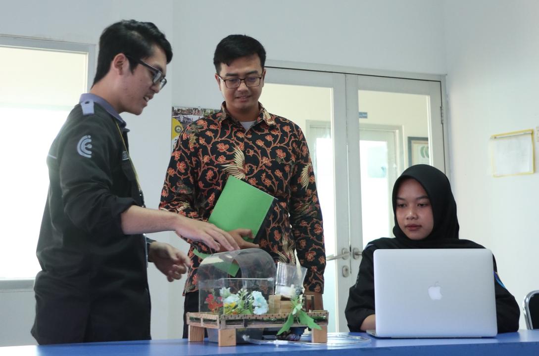 Kuliah Informatika Di Bandung: Solusi Biaya Terjangkau Dan Peluang Beasiswa S1 Full
