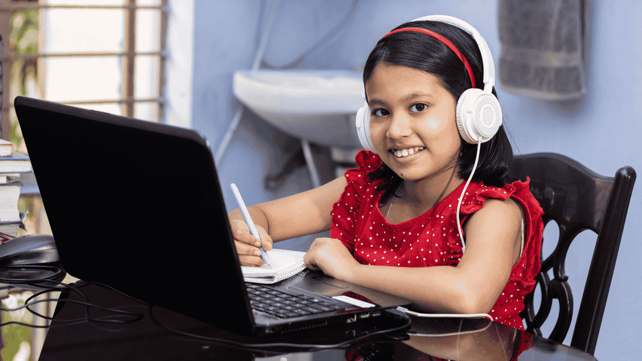 Teknologi Dan Perubahan Dunia Pendidikan