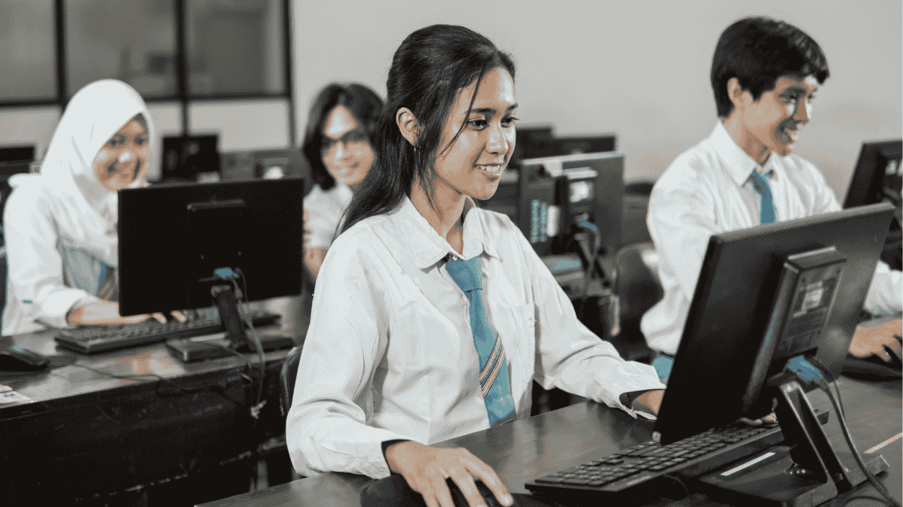 Pendidikan Sebagai Alat Pemersatu Bangsa