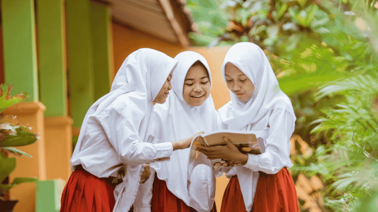 Pendidikan Dan Keseimbangan Akademik Serta Karakter