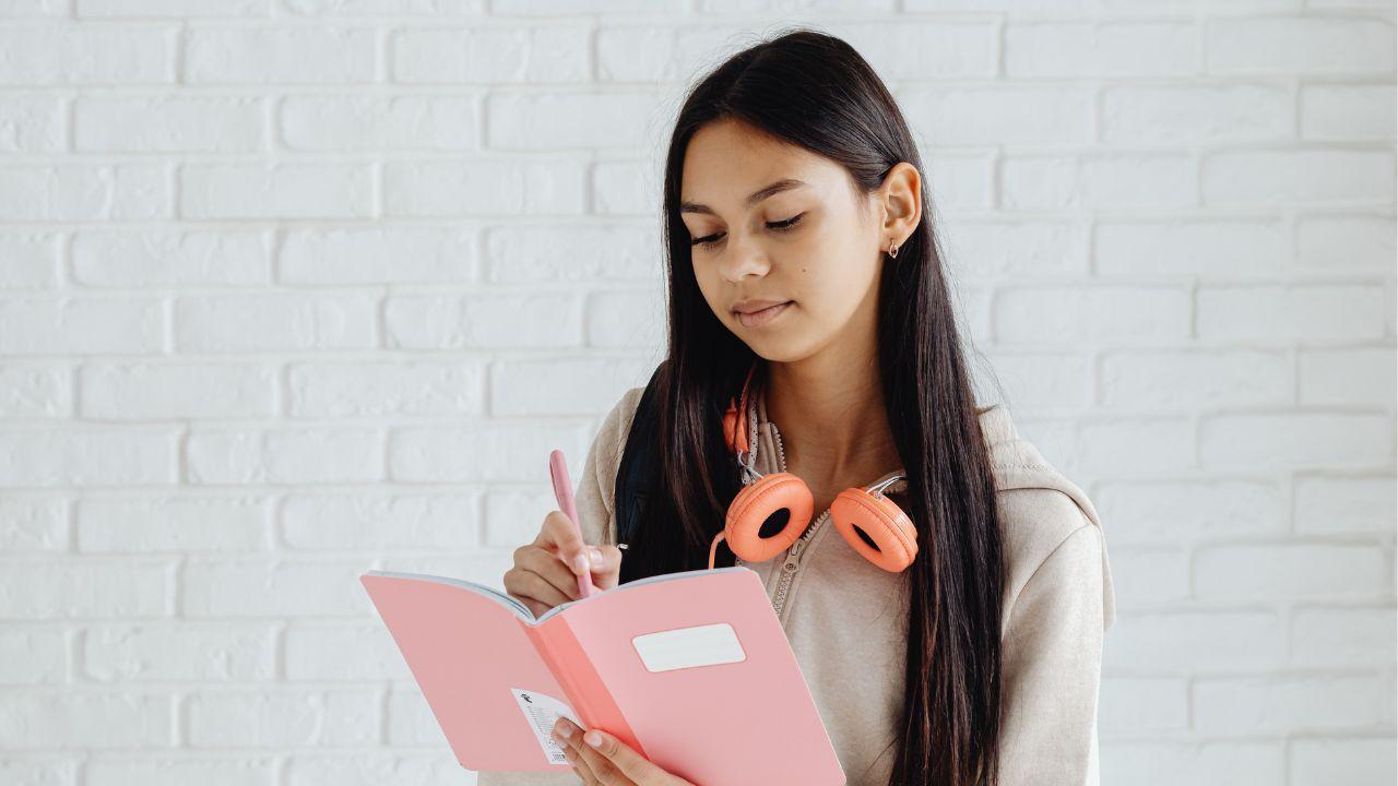 Dinamika Kehidupan Mahasiswa Dalam Proses Menjadi Dewasa