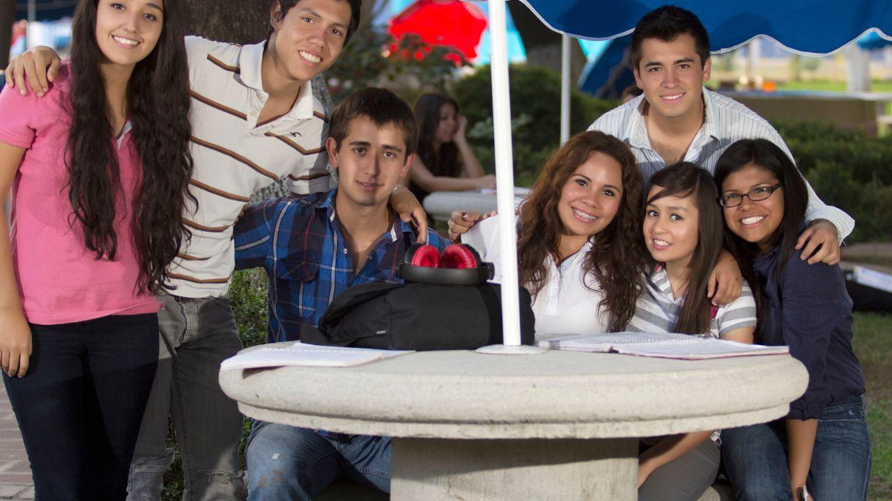 Kehidupan Mahasiswa Di Kota Besar: Antara Peluang, Tekanan, Dan Proses Adaptasi