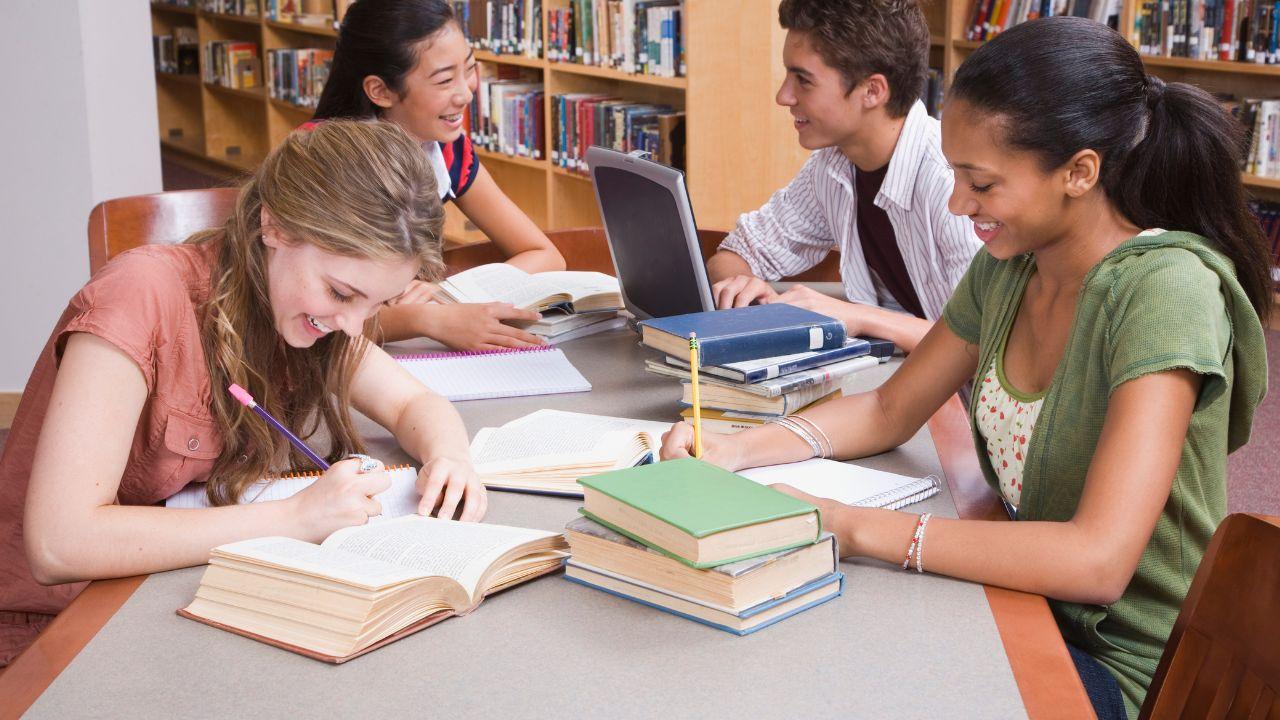 Inovasi Pembelajaran Di Perguruan Tinggi Untuk Menciptakan Mahasiswa Kreatif, Inklusif, Dan Berkarakter