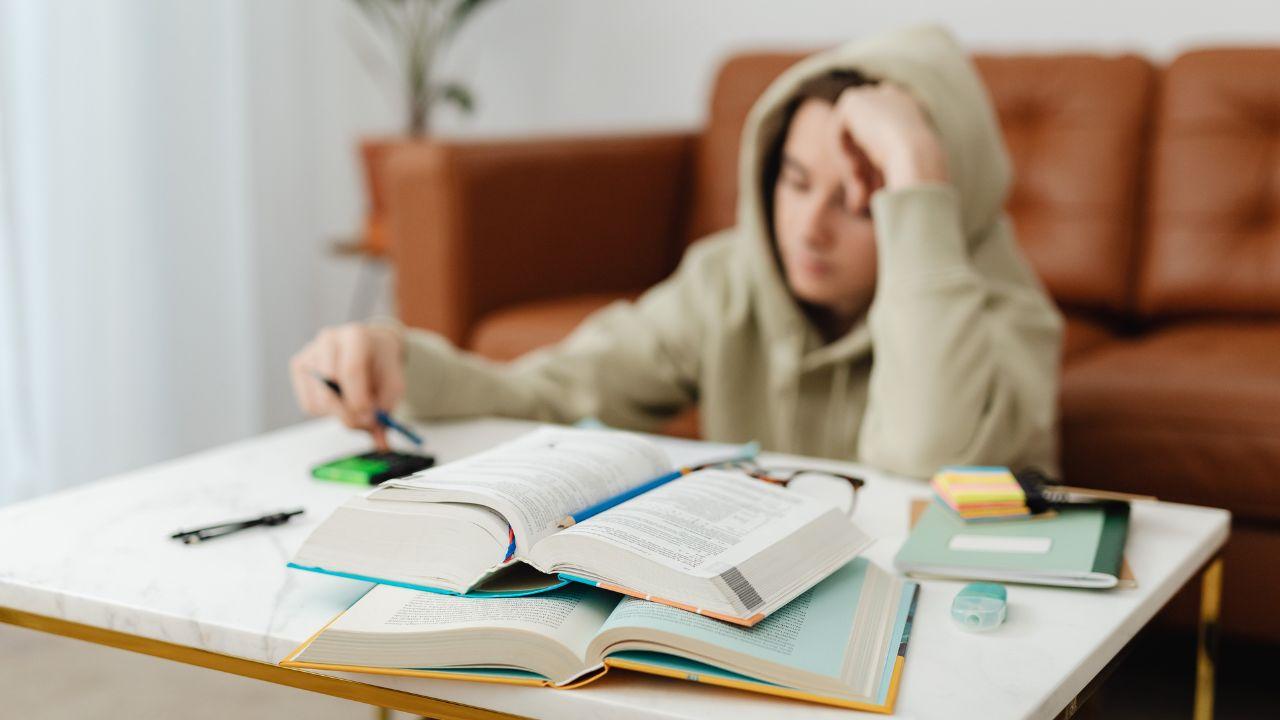 Mahasiswa Adaptif: Kunci Sukses Menghadapi Perubahan Kurikulum Dan Dinamika Kehidupan Kampus