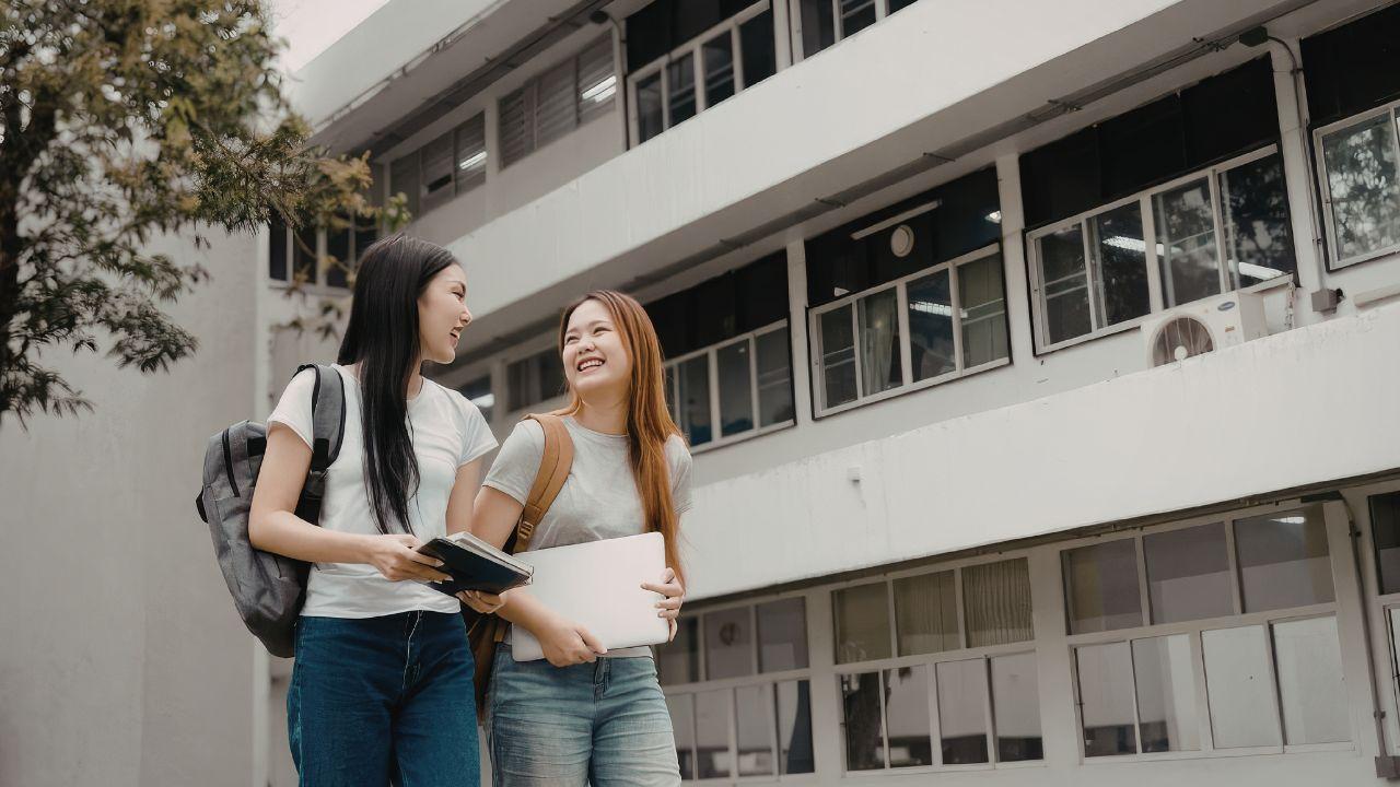 Mahasiswa Visioner: Menyusun Tujuan Hidup Melalui Pendidikan, Organisasi, Dan Kesehatan Yang Seimbang