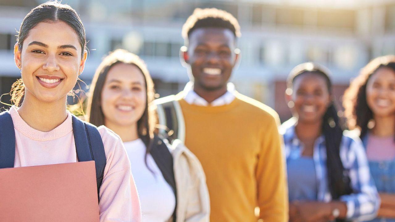 Mahasiswa Sebagai Agen Perubahan Dalam Dunia Pendidikan Modern