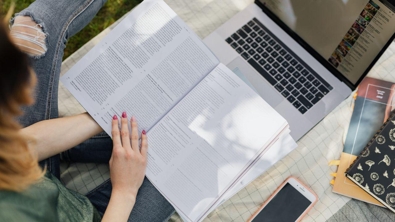 Menguatkan Disiplin Diri Mahasiswa Sebagai Kunci Sukses Dalam Pendidikan