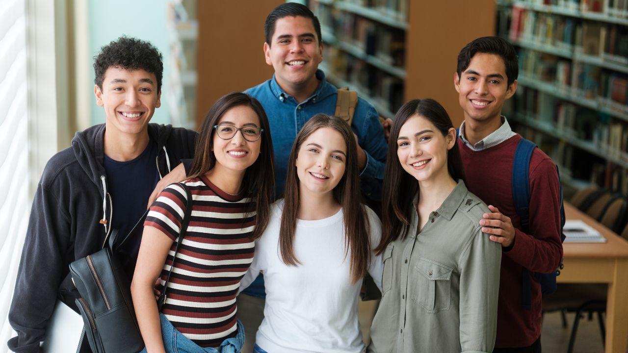 Fleksibilitas Kurikulum Di Universitas Indonesia Dalam Mendukung Minat Dan Bakat Mahasiswa