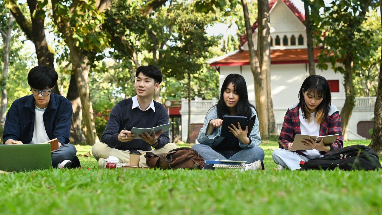 Tantangan Dan Solusi Pendidikan Inklusif Bagi Mahasiswa Di Universitas Indonesia