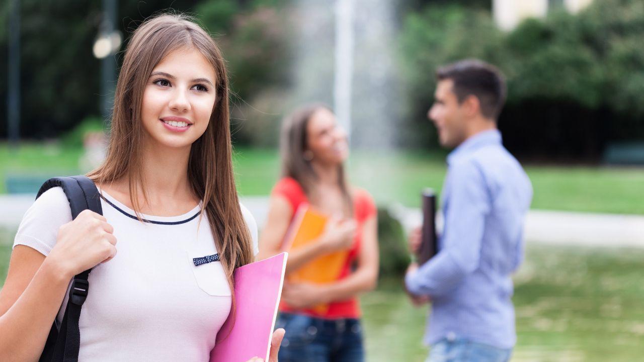 Mahasiswa Dan Disiplin Diri: Fondasi Utama Menuju Kesuksesan Akademik Dan Pribadi