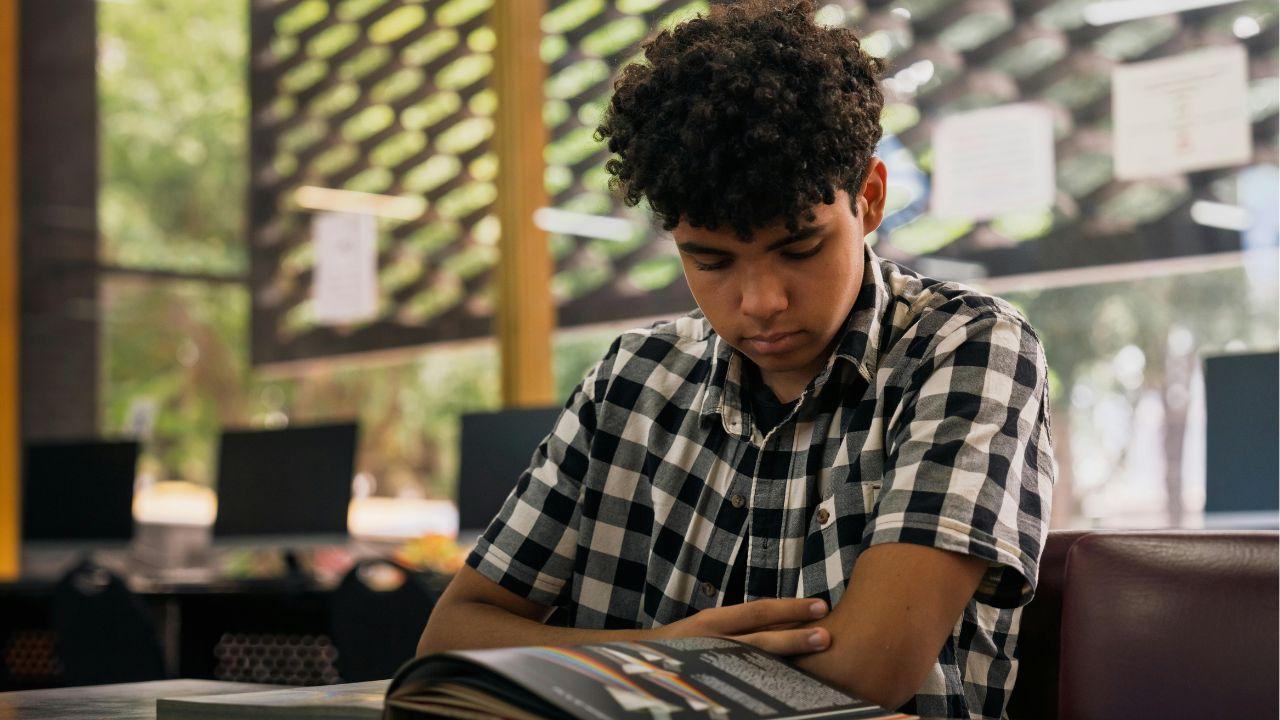 Mahasiswa Mandiri: Membangun Disiplin Dalam Organisasi, Pergaulan, Dan Kesehatan