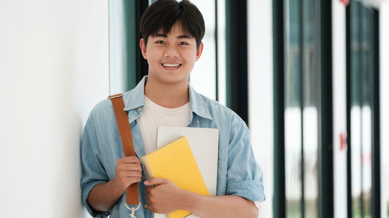 Mahasiswa Adaptif Dan Fleksibel: Kunci Bertahan Dalam Dinamika Organisasi, Pergaulan, Dan Kesehatan