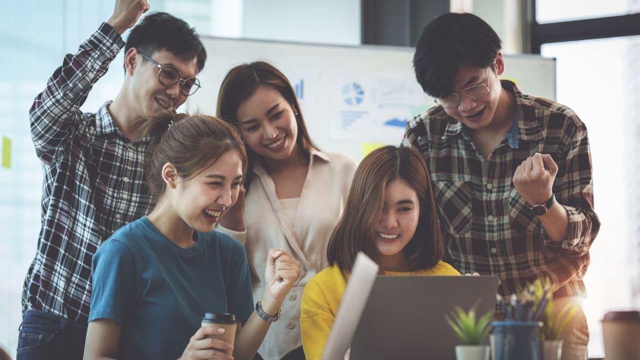 Mahasiswa Dan Kemampuan Adaptasi Sosial: Menyesuaikan Diri Dalam Organisasi, Pergaulan, Dan Kesehatan