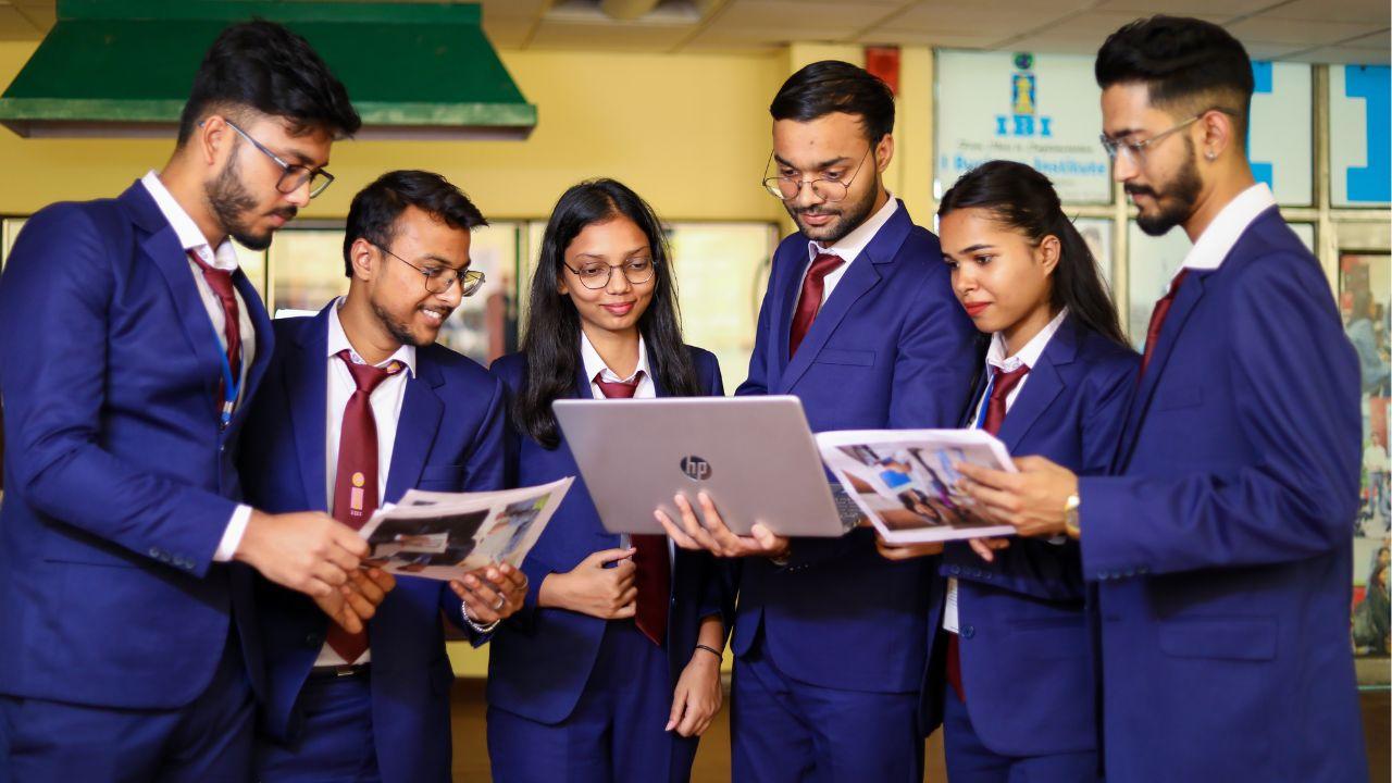 Mahasiswa Dan Manajemen Stres: Mengelola Tekanan Dalam Akademik, Organisasi, Dan Pergaulan