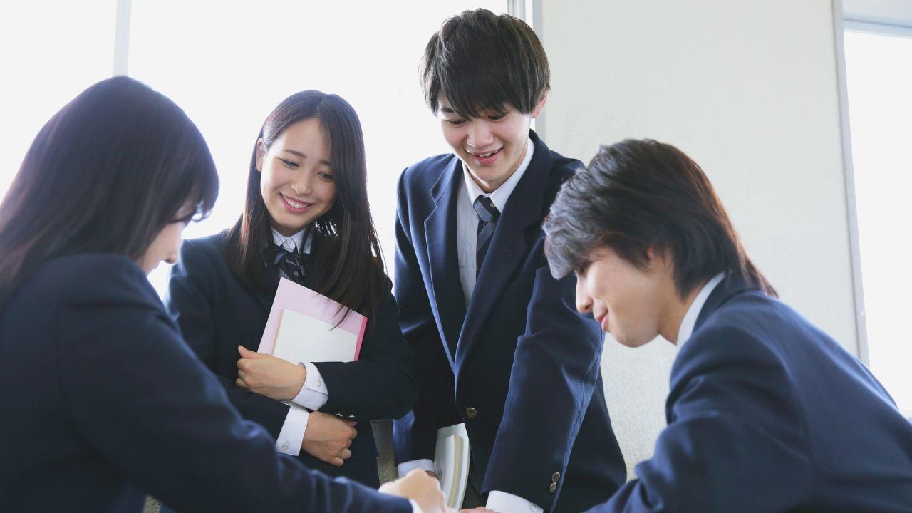 Mahasiswa Dan Pola Hidup Seimbang: Menjaga Harmoni Antara Akademik, Sosial, Dan Kesehatan