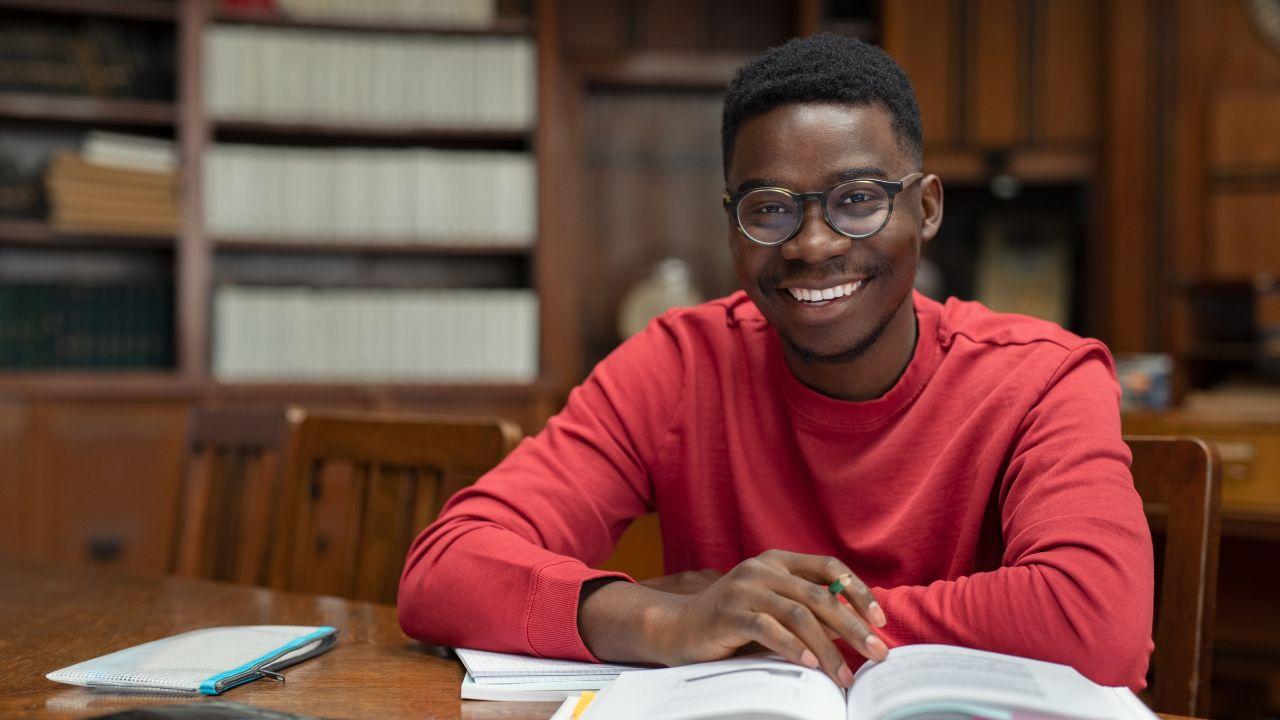 Mahasiswa Disiplin: Fondasi Kesuksesan Akademik Dan Kehidupan Kampus