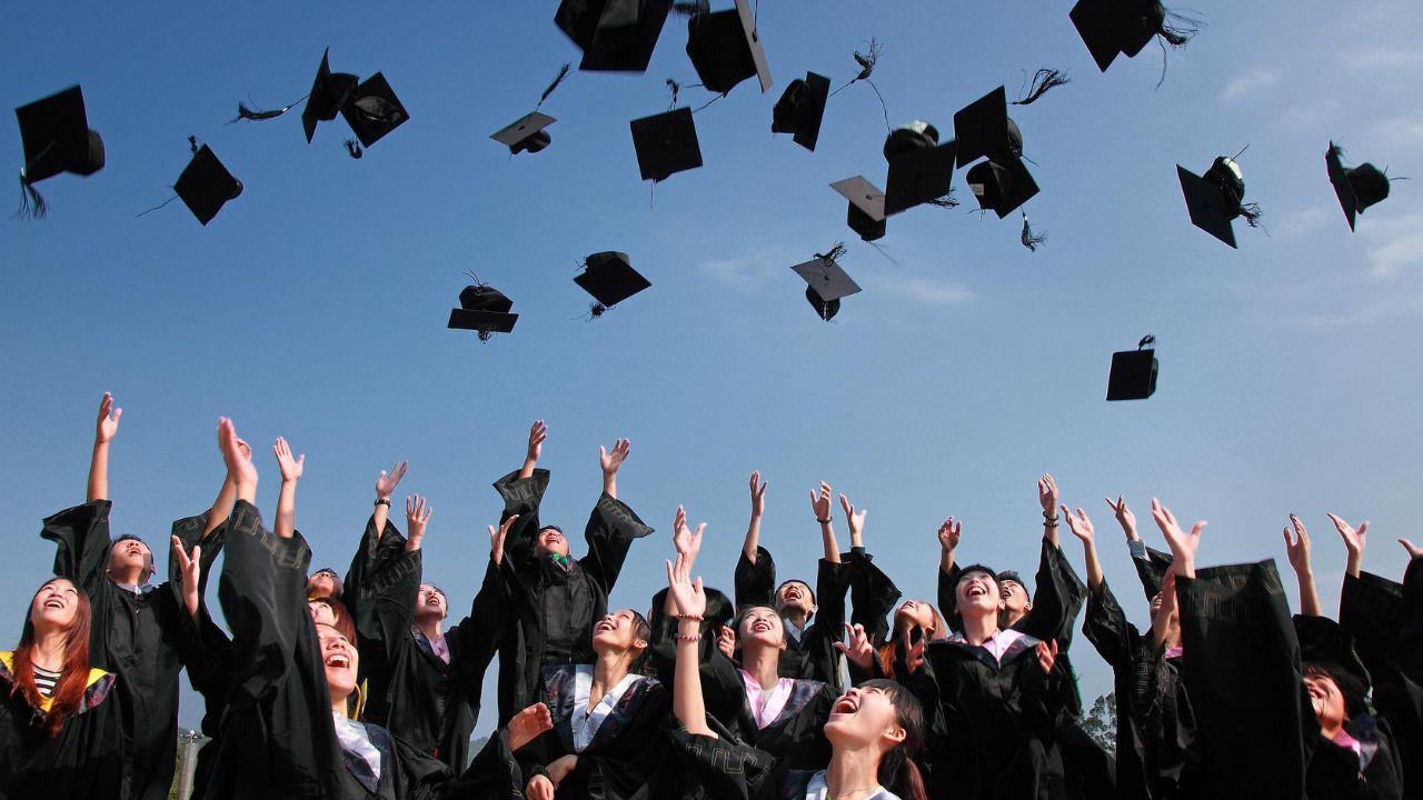 Mahasiswa Personal Branding: Membangun Citra Diri Sejak Di Bangku Kuliah