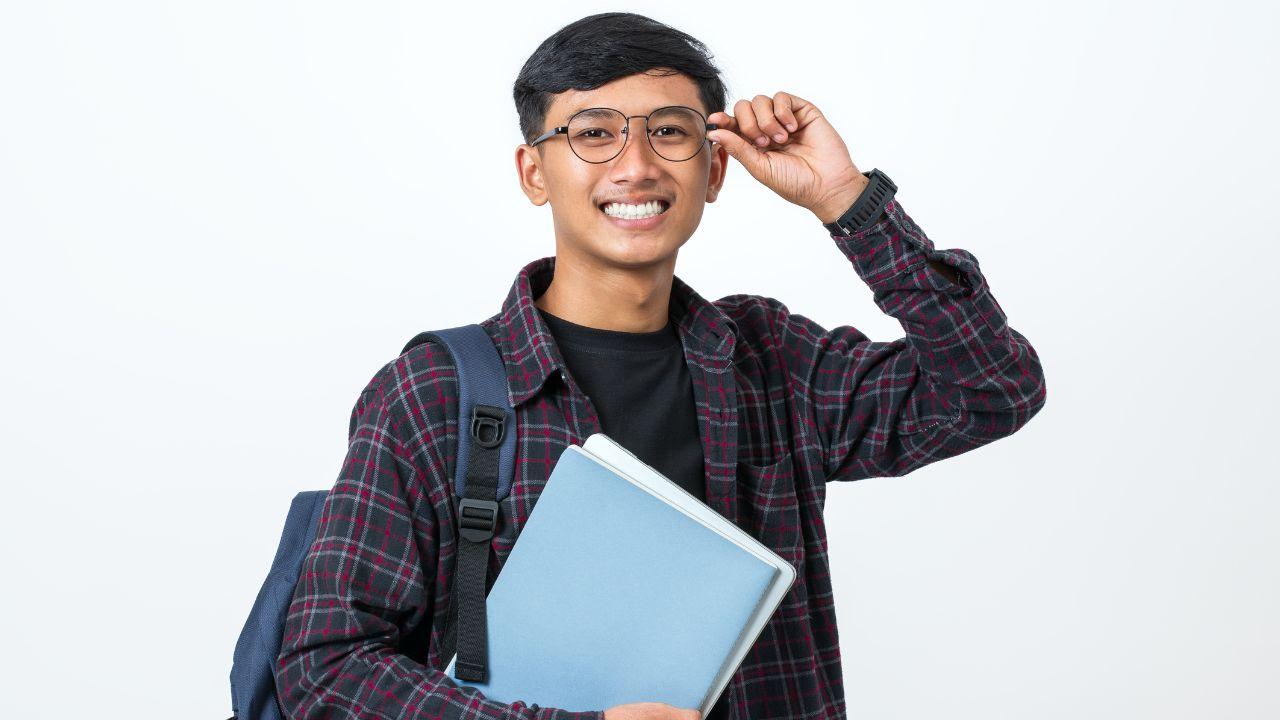 Mahasiswa Peneliti: Mengembangkan Ilmu Melalui Riset Sejak Dini