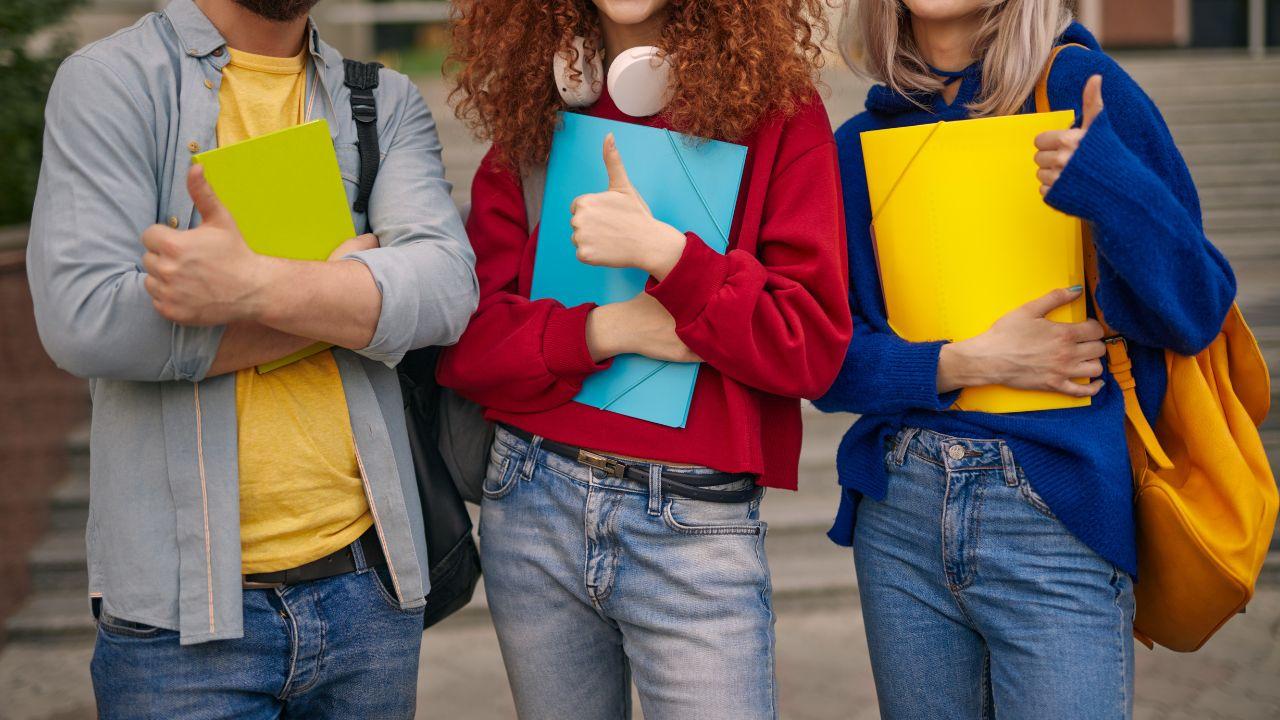 Mahasiswa Dan Pentingnya Kemampuan Leadership Dalam Mengembangkan Diri