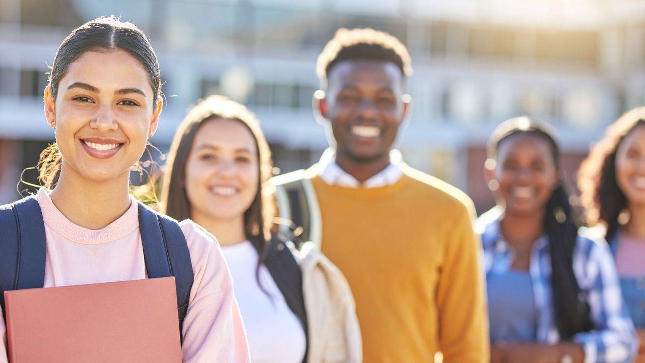 Mahasiswa Dan Kehidupan Anak Rantau: Belajar Mandiri Dan Beradaptasi Di Lingkungan Baru