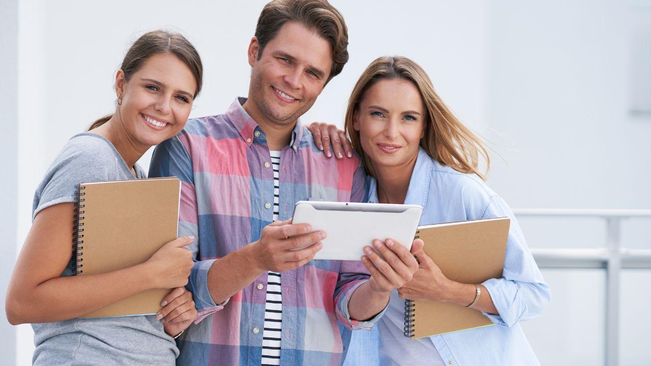 Mahasiswa Dan Pengembangan Kreativitas Inovatif: Menciptakan Ide Yang Bermanfaat