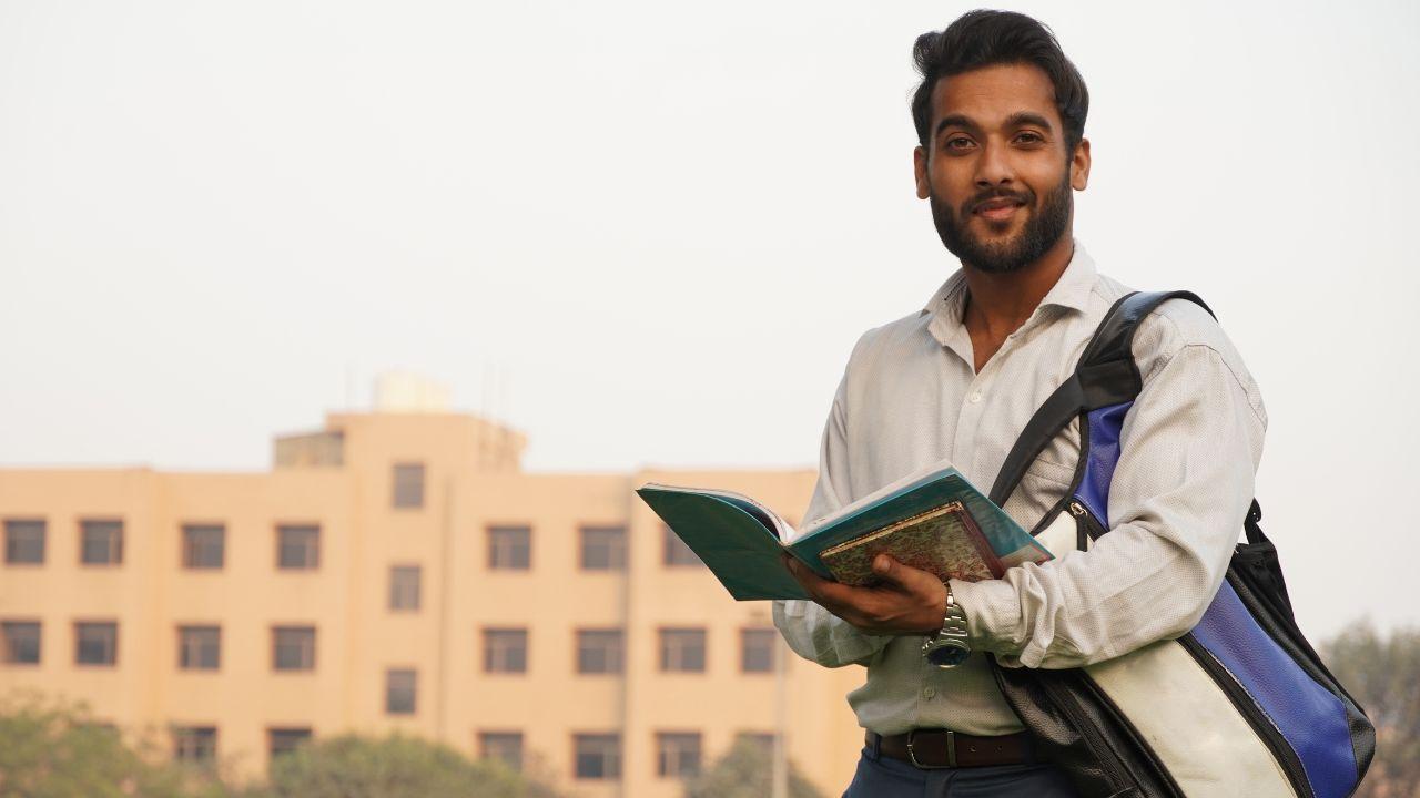 Mahasiswa Dan Revolusi Pendidikan Digital: Mendorong Pembelajaran Inovatif Di Era Modern