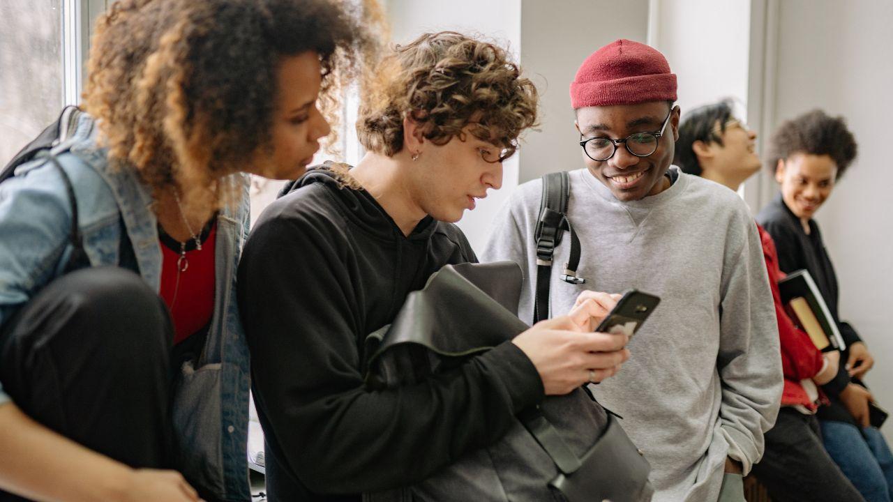 Komitmen Universitas Indonesia Dalam Meningkatkan Literasi Dan Karakter Mahasiswa