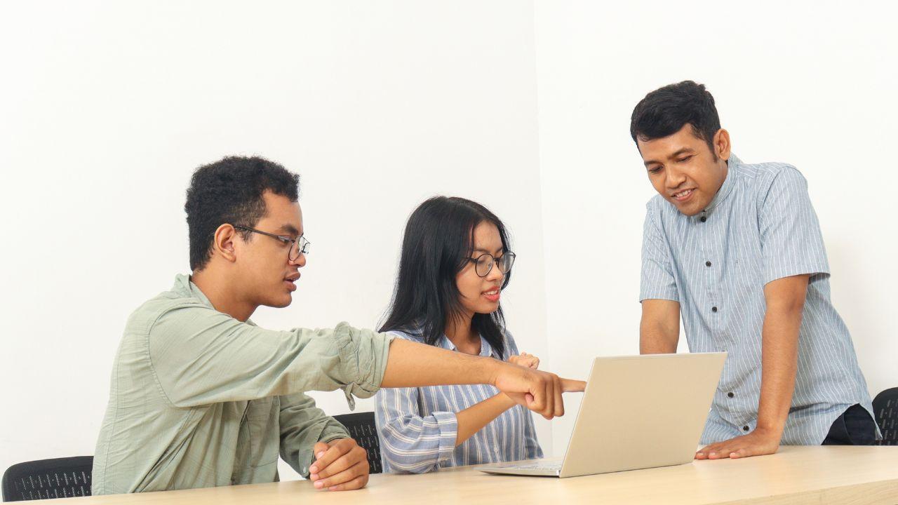 Peran Universitas Indonesia Dalam Menumbuhkan Jiwa Kewirausahaan Mahasiswa