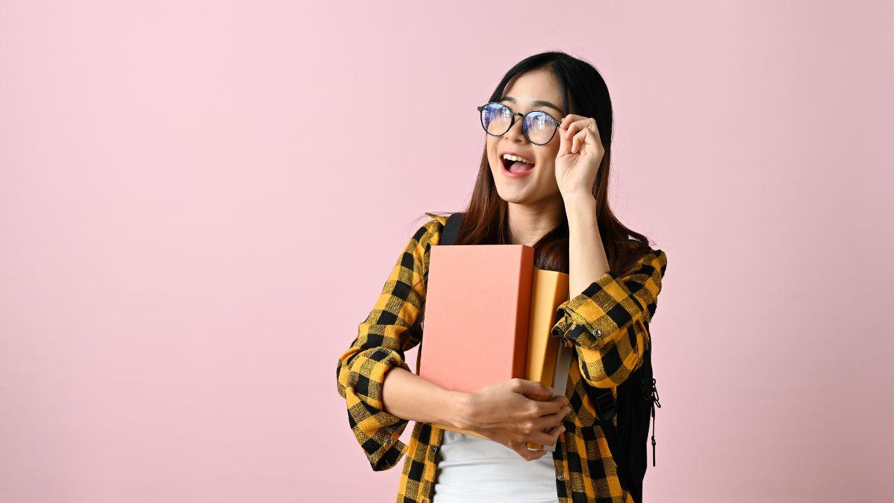 Inovasi Universitas Indonesia Dalam Meningkatkan Literasi Digital Dan Karakter Mahasiswa