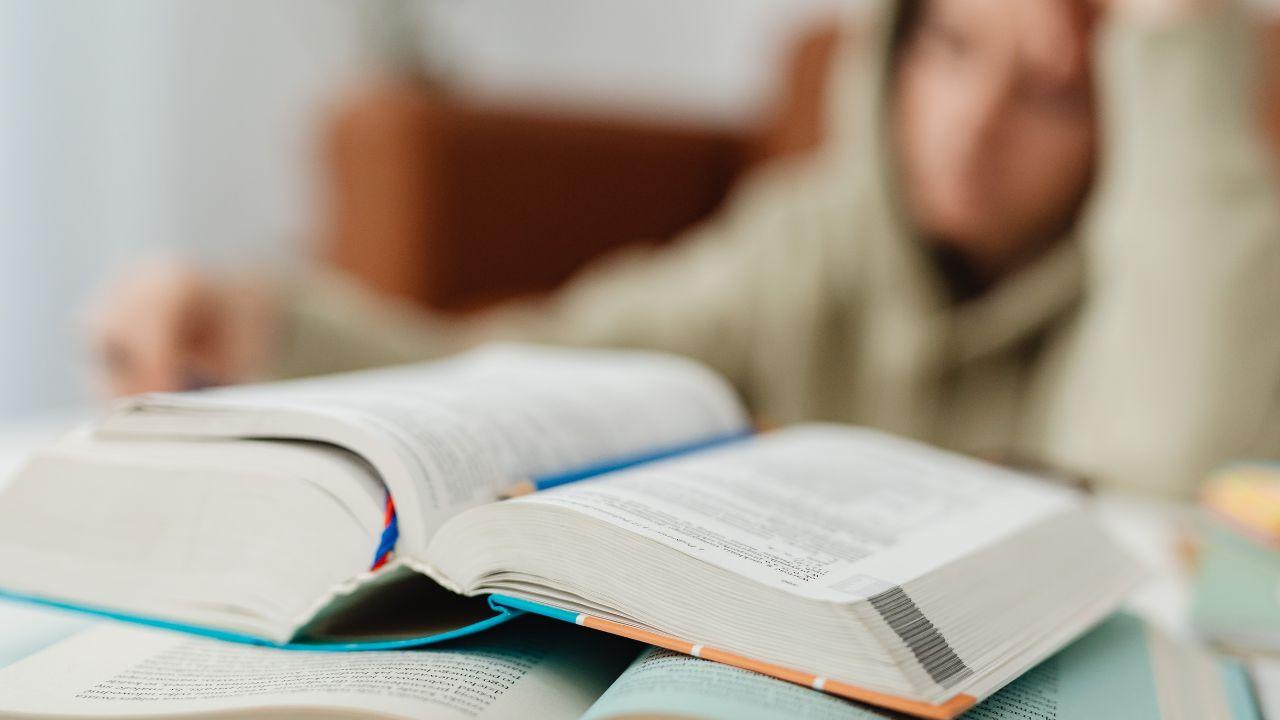 Strategi Universitas Indonesia Dalam Membangun Generasi Mahasiswa Berkarakter, Adaptif, Dan Berdaya Saing Global