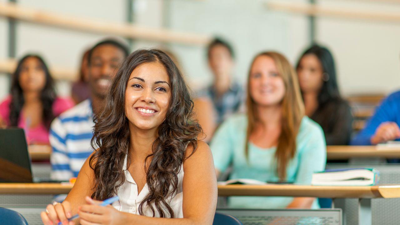 Mahasiswa Indonesia Dan Peran Kewirausahaan Dalam Membangun Kemandirian Ekonomi