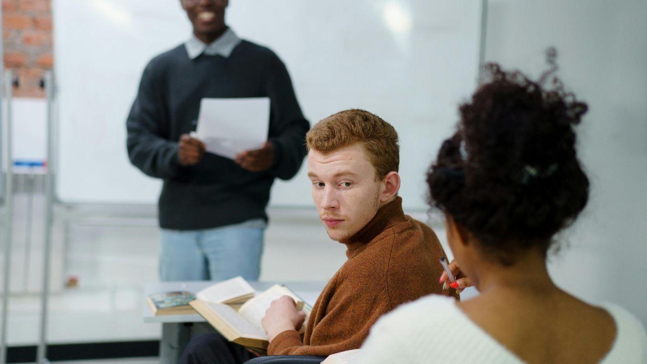 Mahasiswa Indonesia Dan Peran Produktivitas Dalam Meningkatkan Prestasi Akademik