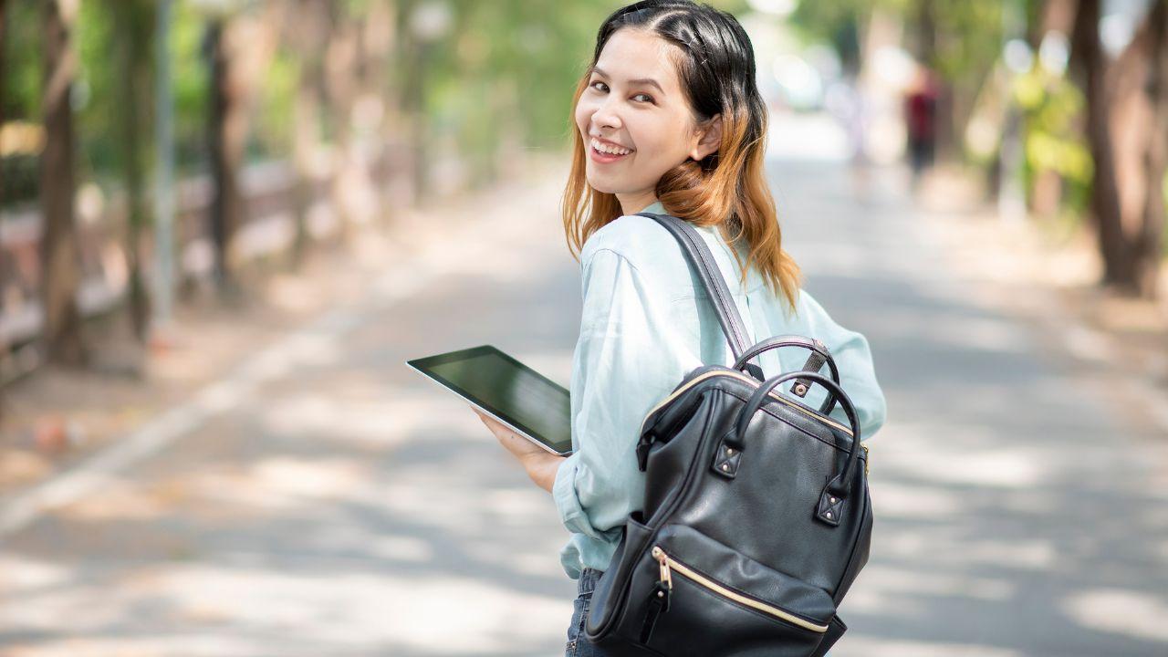 Mahasiswa Indonesia Dan Kesiapan Menghadapi Era Industri 5.0