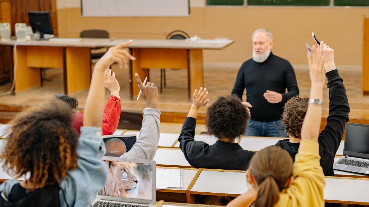 Mahasiswa Indonesia Dan Masa Depan Pendidikan Di Era Perubahan Global