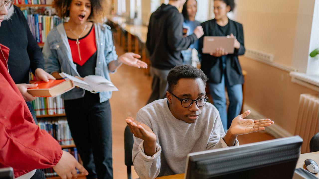 Mahasiswa Indonesia Dan Ekonomi Digital Sebagai Kekuatan Baru Bangsa