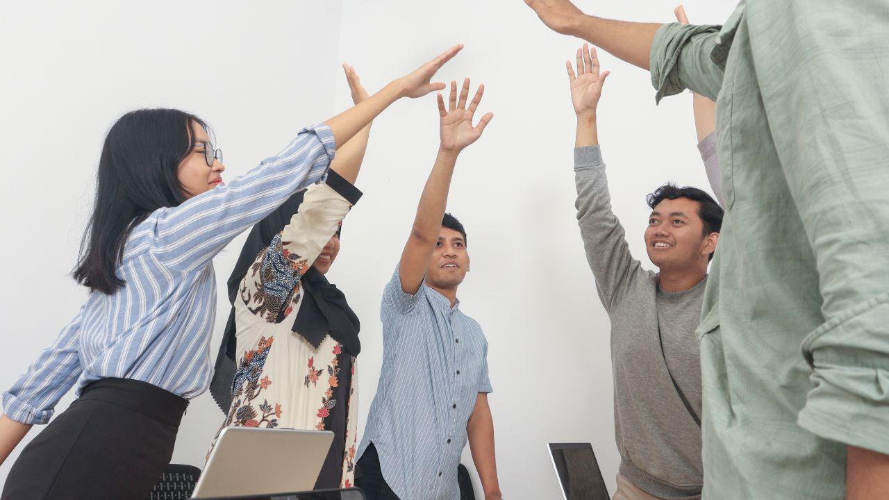 Mahasiswa Kreatif Dan Adaptif: Menghadapi Tantangan Pendidikan, Organisasi, Dan Kesehatan Di Kampus