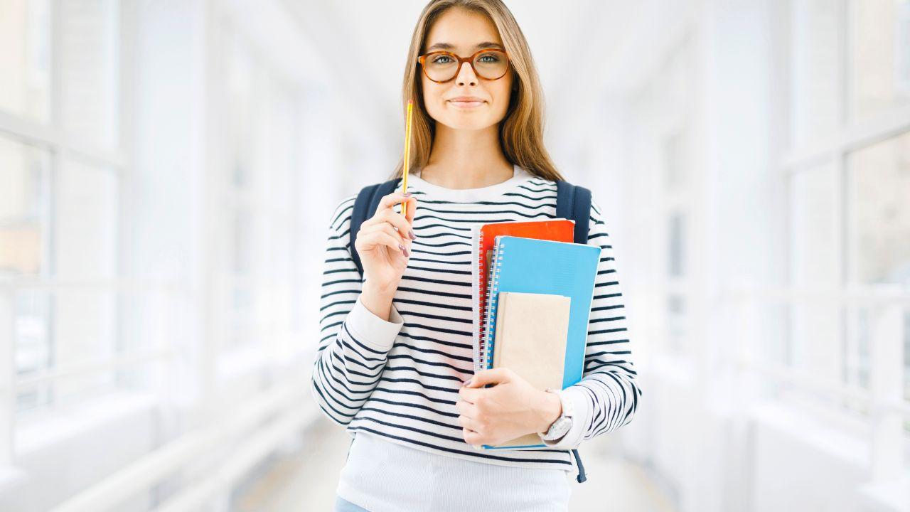 Mahasiswa Dan Pentingnya Literasi Informasi Di Era Digital