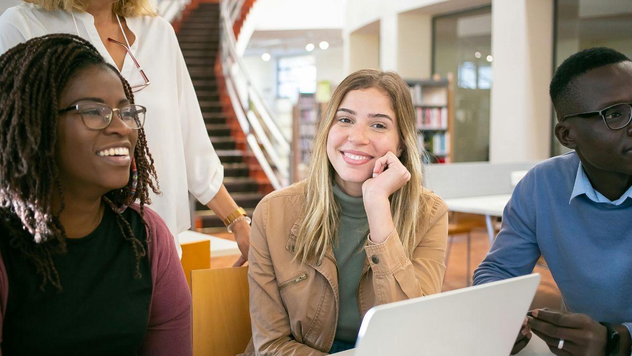 Mahasiswa Dan Pentingnya Kemampuan Berpikir Analitis Dalam Dunia Akademik