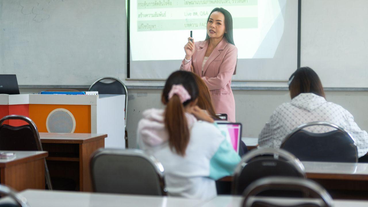 Mahasiswa Dan Kemandirian Belajar: Strategi Sukses Di Perguruan Tinggi