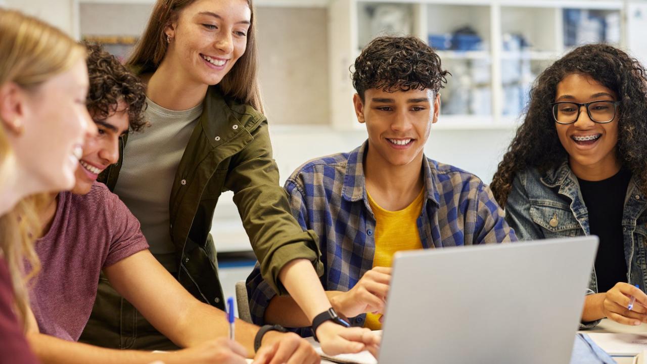 Mahasiswa Dan Pentingnya Literasi Digital Dalam Kehidupan Akademik