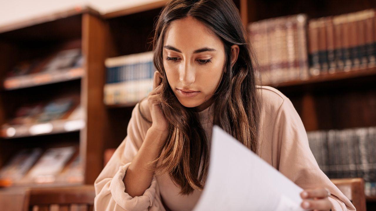 Peran Dosen Wali Dalam Mendampingi Perkembangan Akademik Mahasiswa