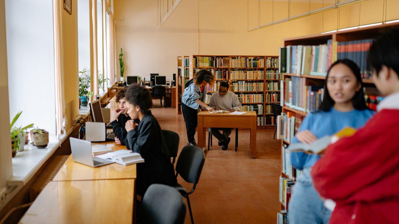 Dinamika Organisasi Mahasiswa Dalam Membentuk Karakter Dan Kepemimpinan