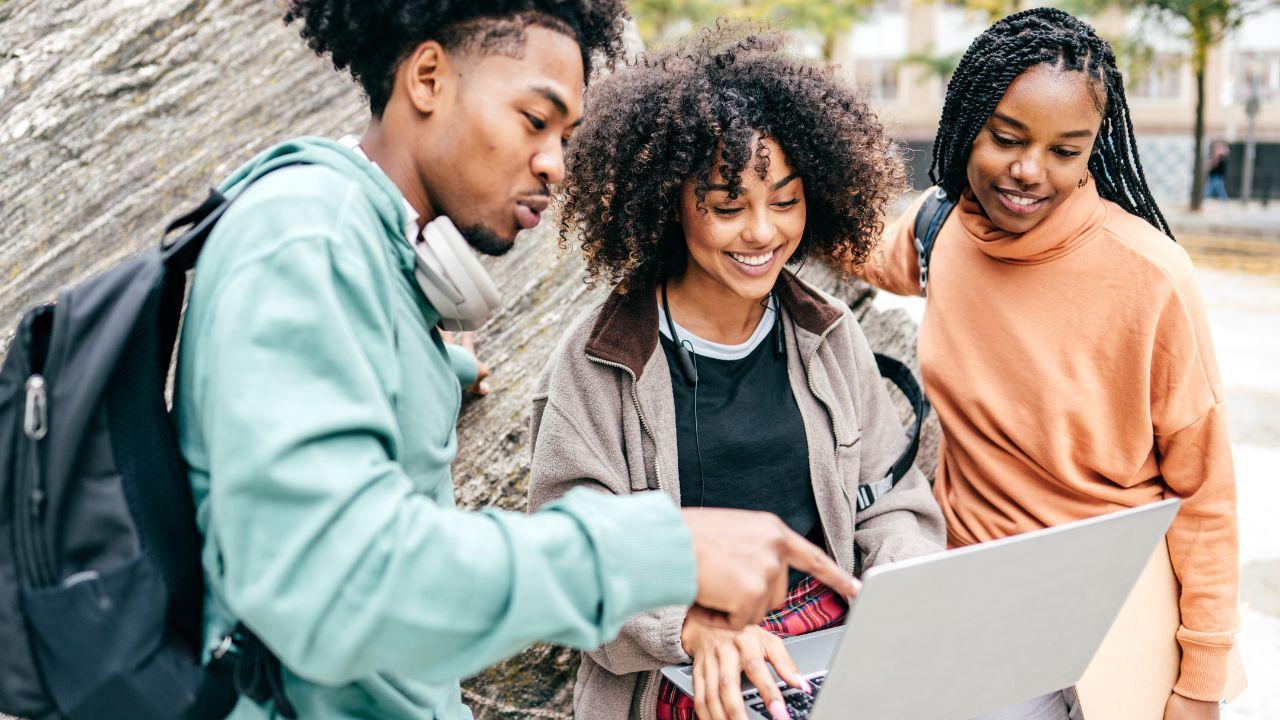 Adaptasi Mahasiswa Terhadap Perubahan Sistem Pembelajaran Di Universitas