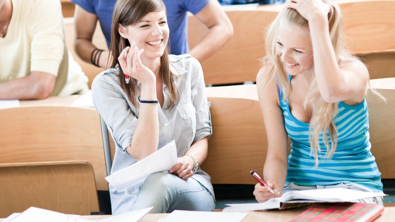 Mahasiswa Dan Strategi Mengembangkan Kemampuan Public Speaking