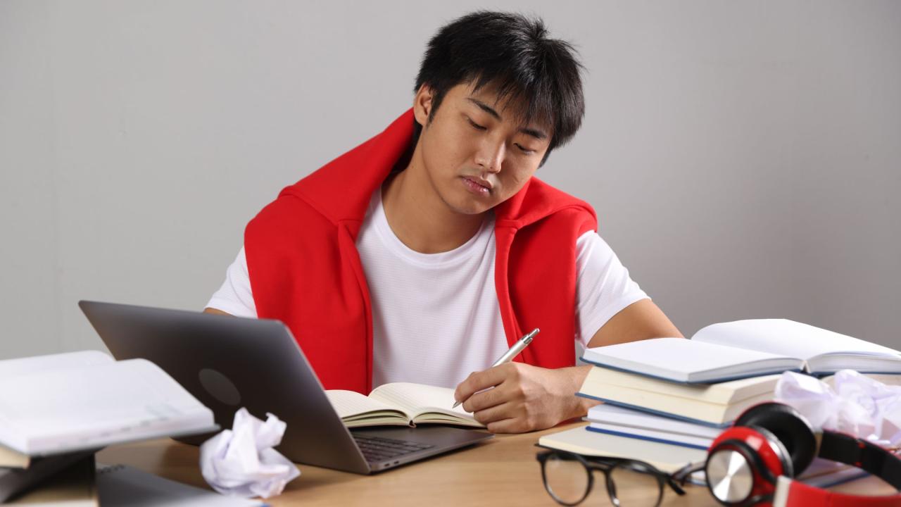 Mahasiswa Dan Pentingnya Keseimbangan Akademik Dan Kehidupan Pribadi