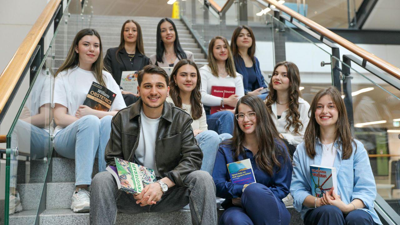 Mahasiswa Dan Pendidikan Karakter: Membangun Generasi Yang Beretika Dan Bertanggung Jawab