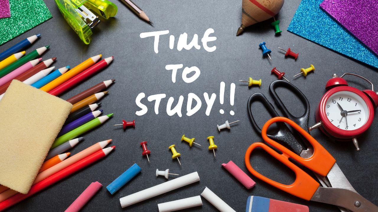 Mahasiswa Digital: Cerdas Memanfaatkan Teknologi Untuk Pendidikan Dan Karakter