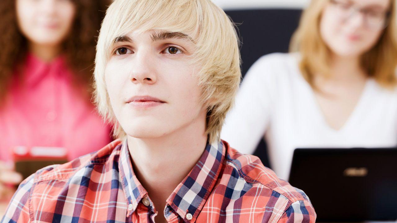 Menjalani Kehidupan Mahasiswa Di Indonesia: Antara Prestasi Akademik Dan Keseimbangan Hidup